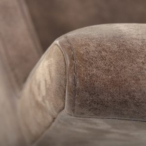 Loungesessel 12494 clubsessel Leder Nähte Armlehne Detailansicht Rueckenlehne