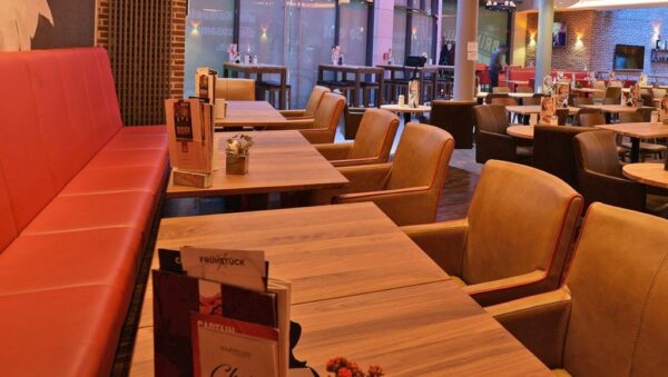 Loungesessel SC-124 mit Armlehnen, Vollpolster Kantinenmoebel