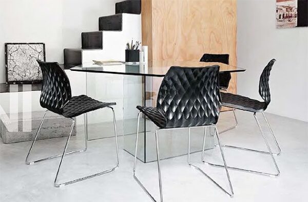 Stuhl U5 Kunststoffschale Kufengestell