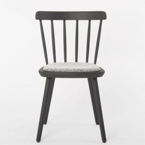 M11-34 Massivholzstuhl Kantine